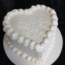 birthday cake girl icing